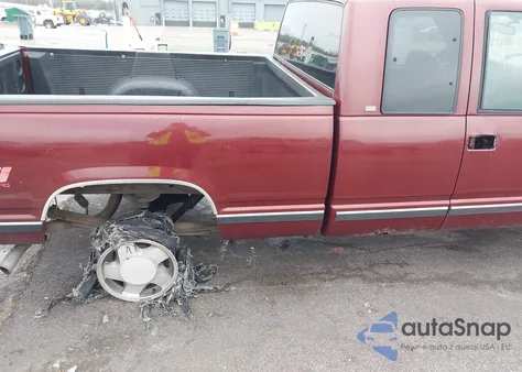 1998 Chevrolet K1500 Fleetside from USA, damaged, VIN 1GCEK19R1WE136110